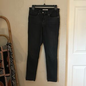 Levi’s 311 Shaping Skinny Jean
